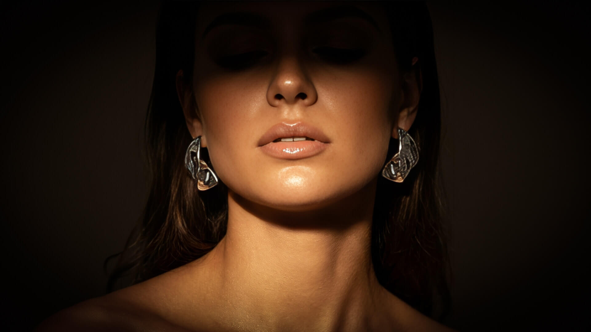 Shadowlight Jewellery Editorial